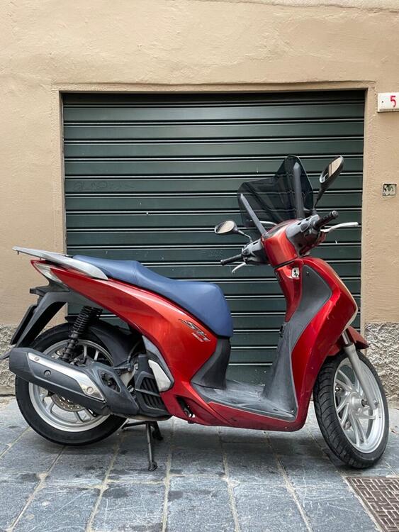 Honda SH 150 i ABS (2013 - 16) (2)