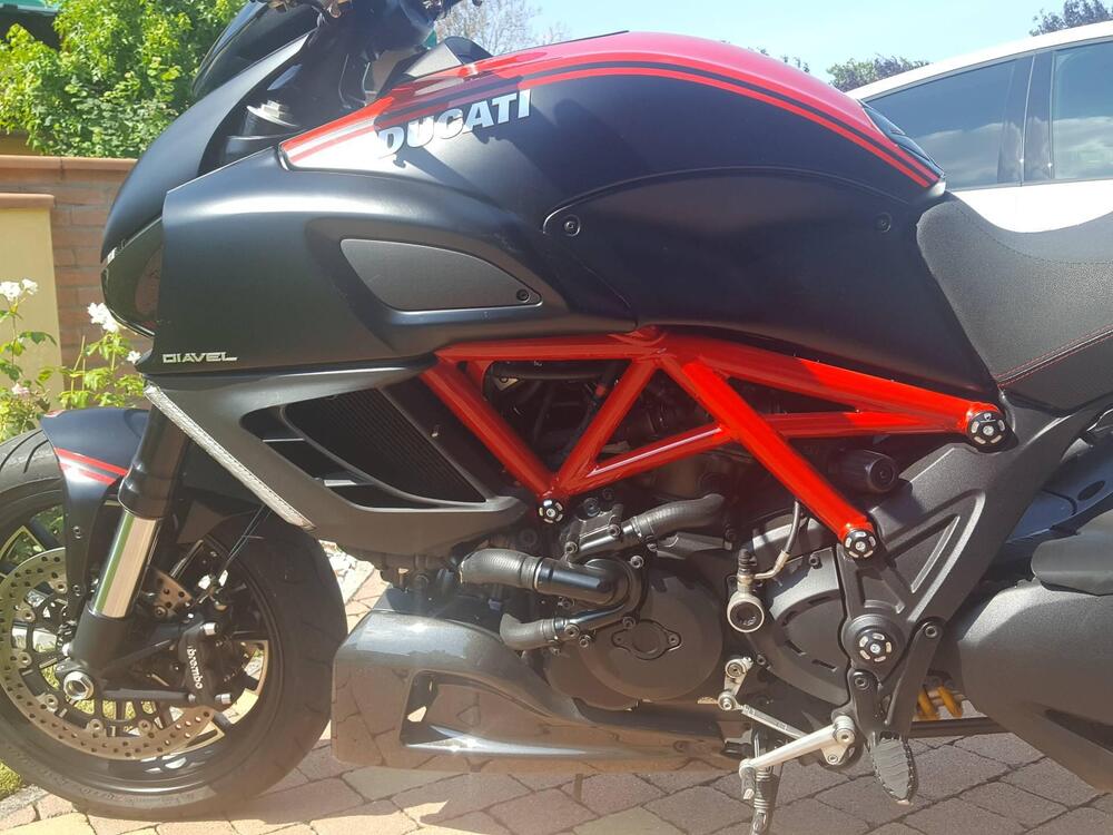 Ducati Diavel 1200 (2010 - 13)