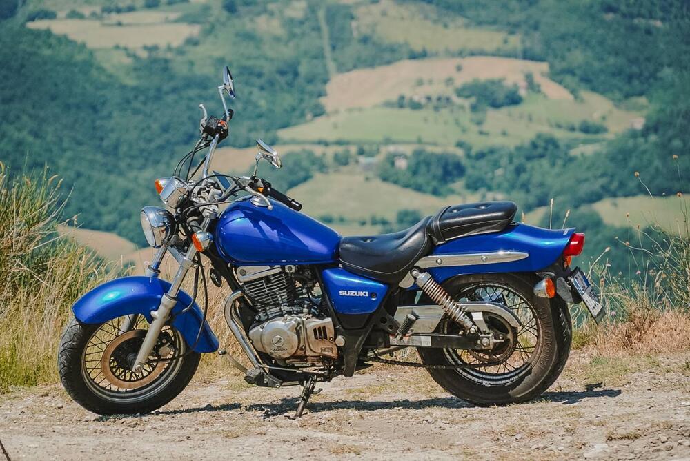 Suzuki Marauder GZ 250 (2)