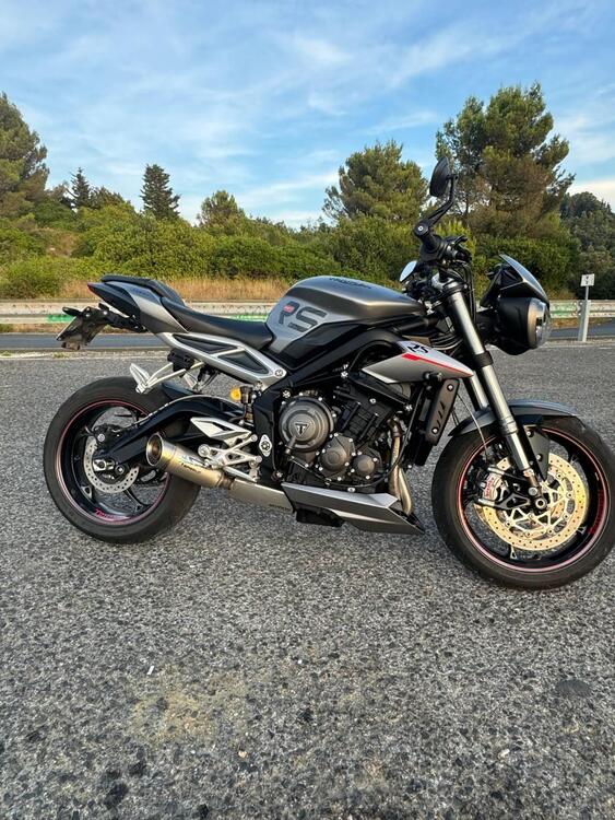 Triumph Street Triple RS (2017 - 19) (3)