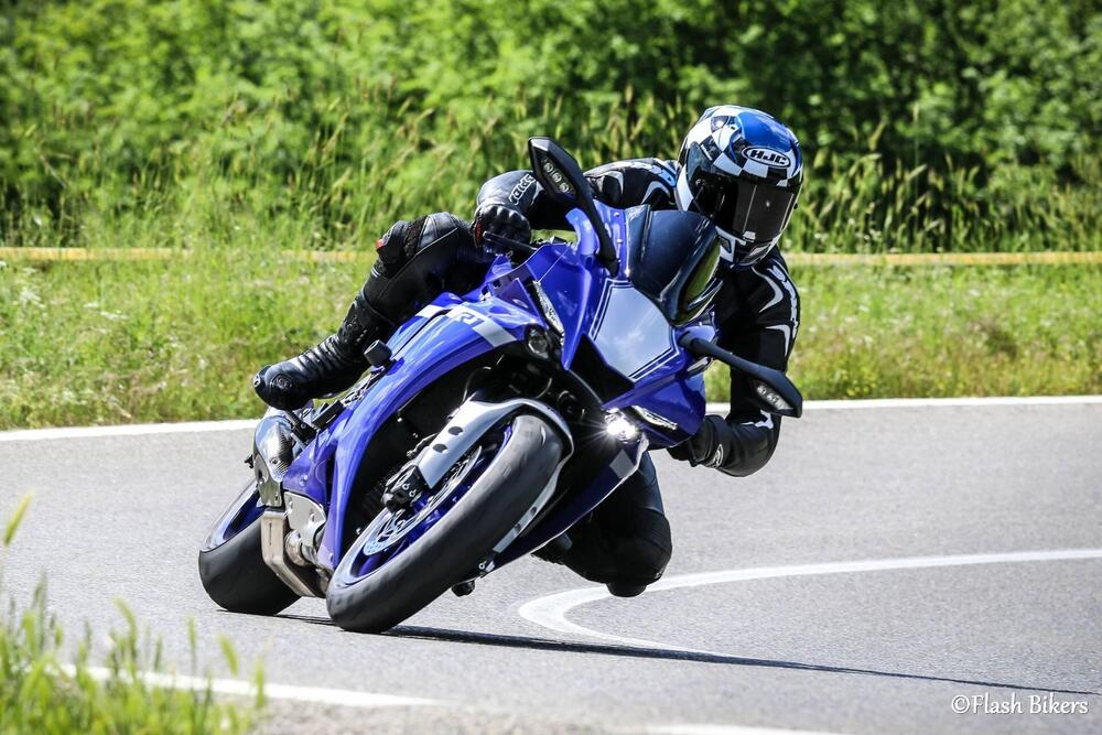 Yamaha YZF R1 (2020 - 24)