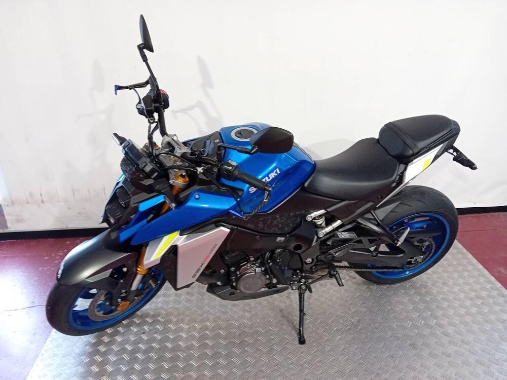 Suzuki GSX-S1000 (2021 - 24) (2)