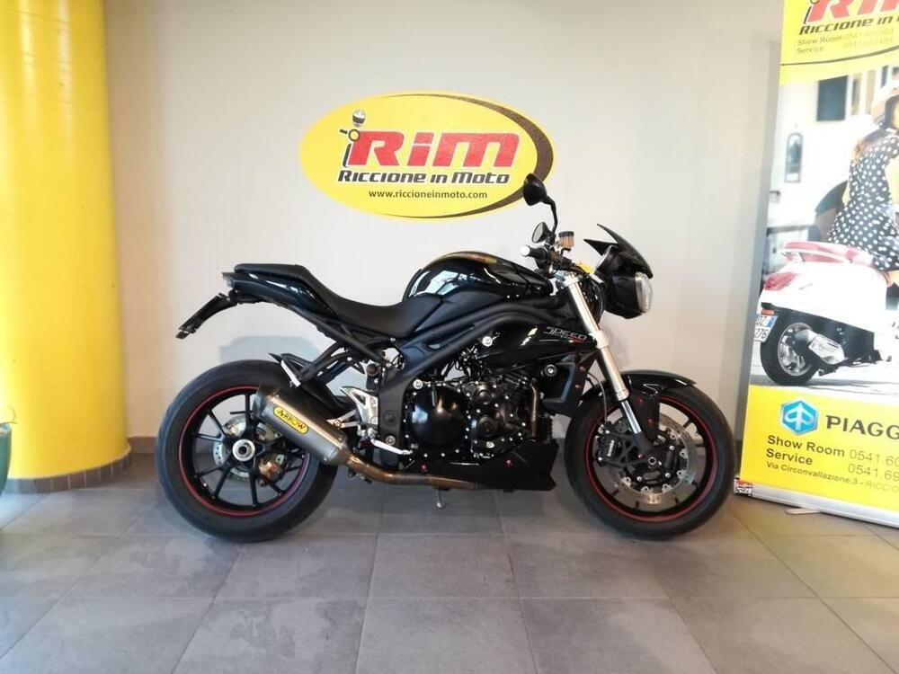 Triumph Speed Triple 1050 ABS (2011 - 15)