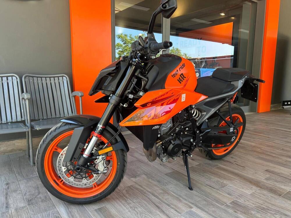 KTM 990 Duke (2024) (5)