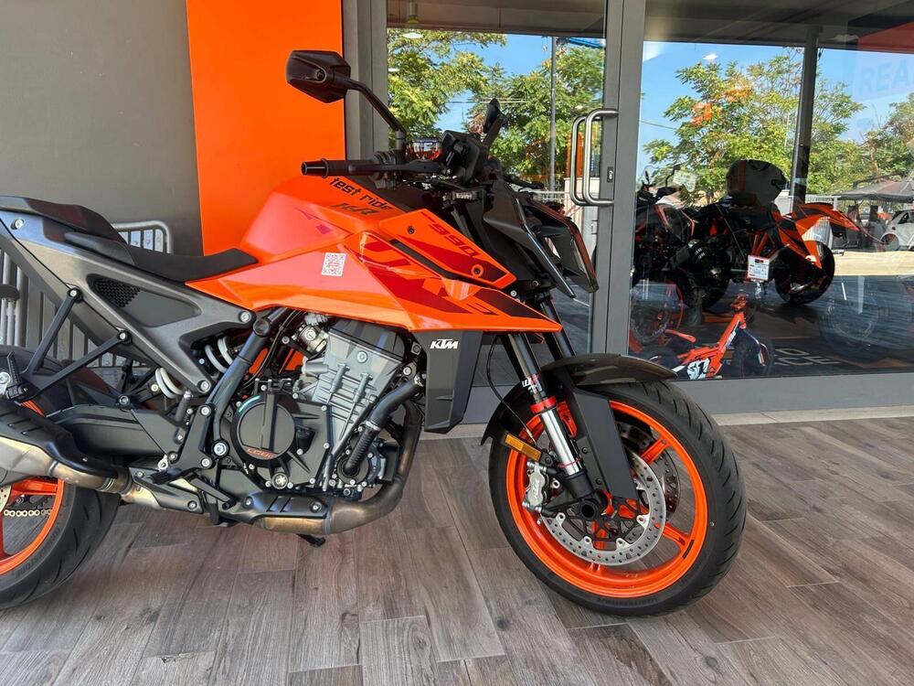 KTM 990 Duke (2024) (2)