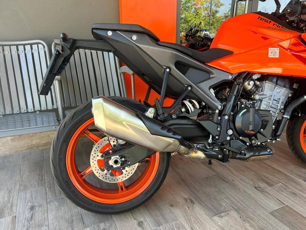 KTM 990 Duke (2024) (3)