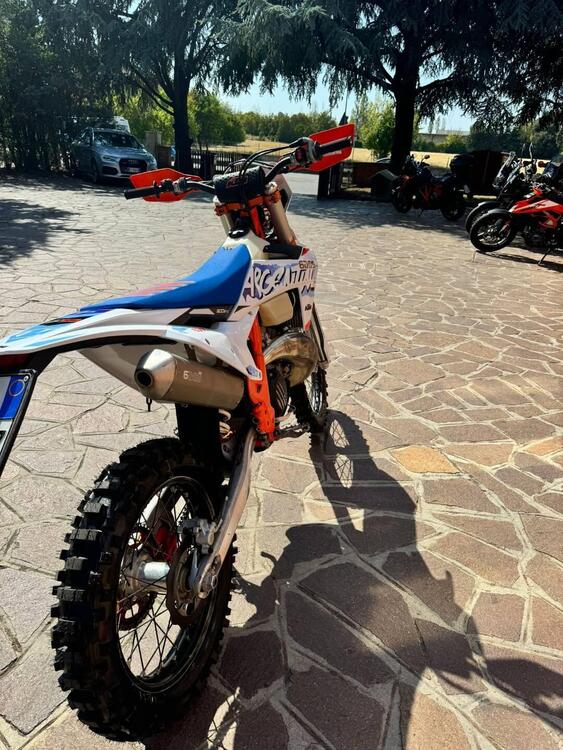 KTM EXC 300 TBI Six Days (2024) (3)