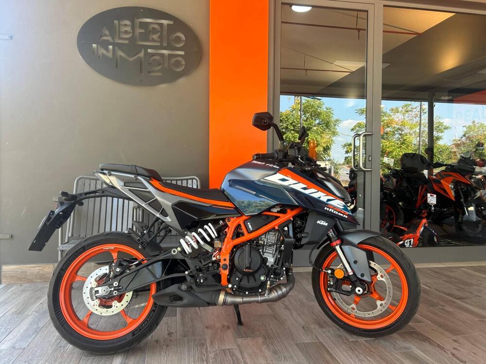 KTM 390 Duke (2024)