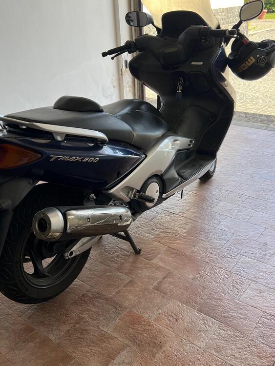 Yamaha T-Max 500 (2001 - 03) (3)