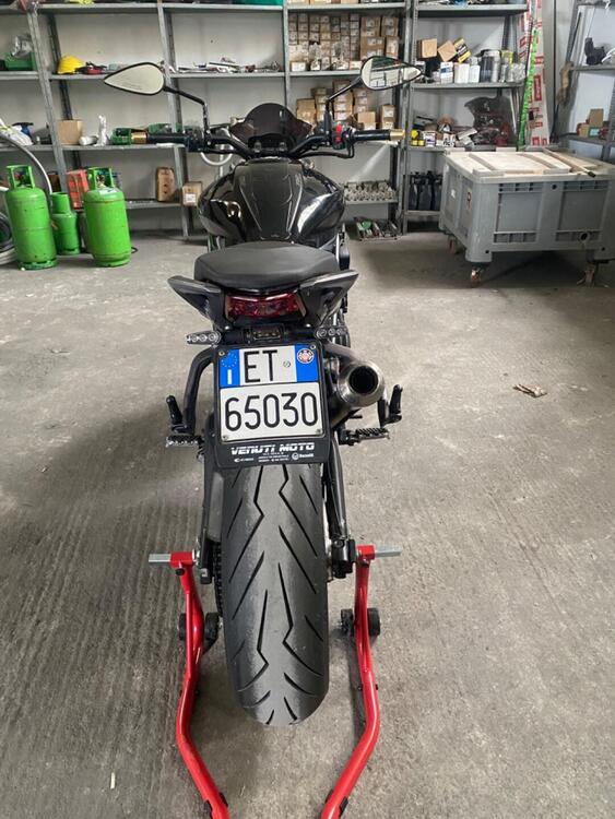 Benelli 752 S (2019 - 20) (3)