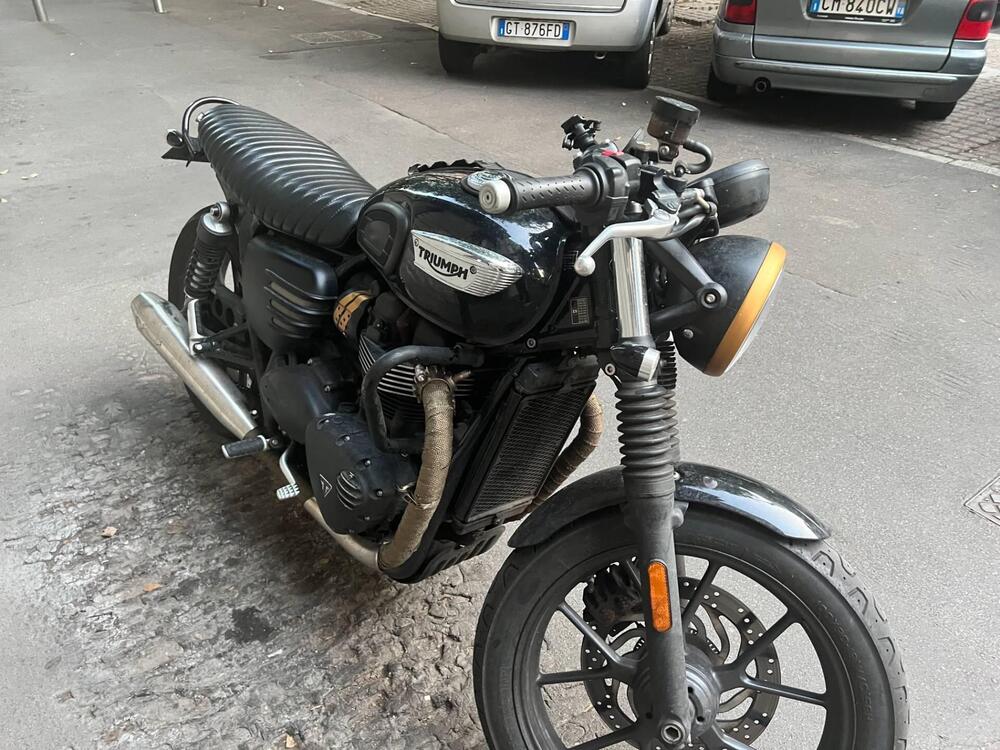 Triumph Street Twin 900 (2017 - 18) (5)