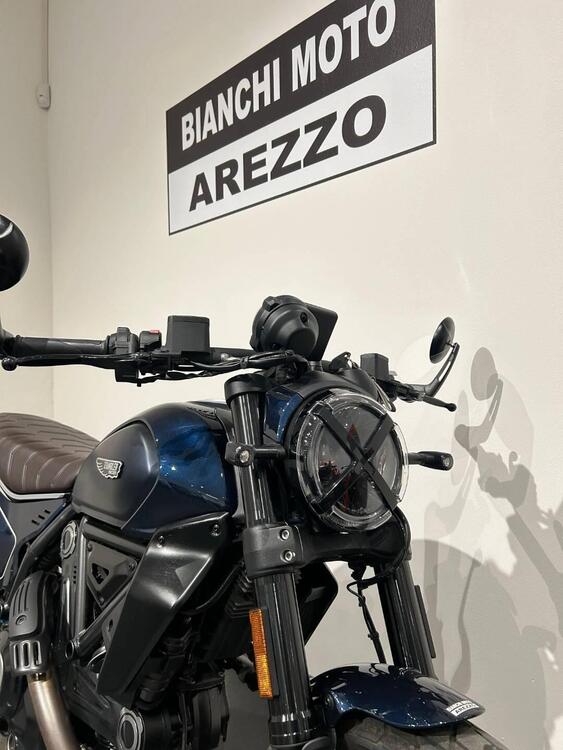 Ducati Scrambler 800 Night Shift (2023 - 24) (4)