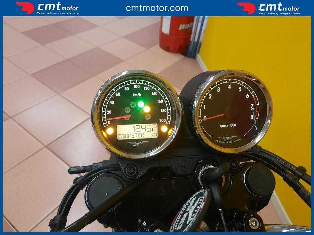 Moto Guzzi V7 III Special (2017 - 20) (3)