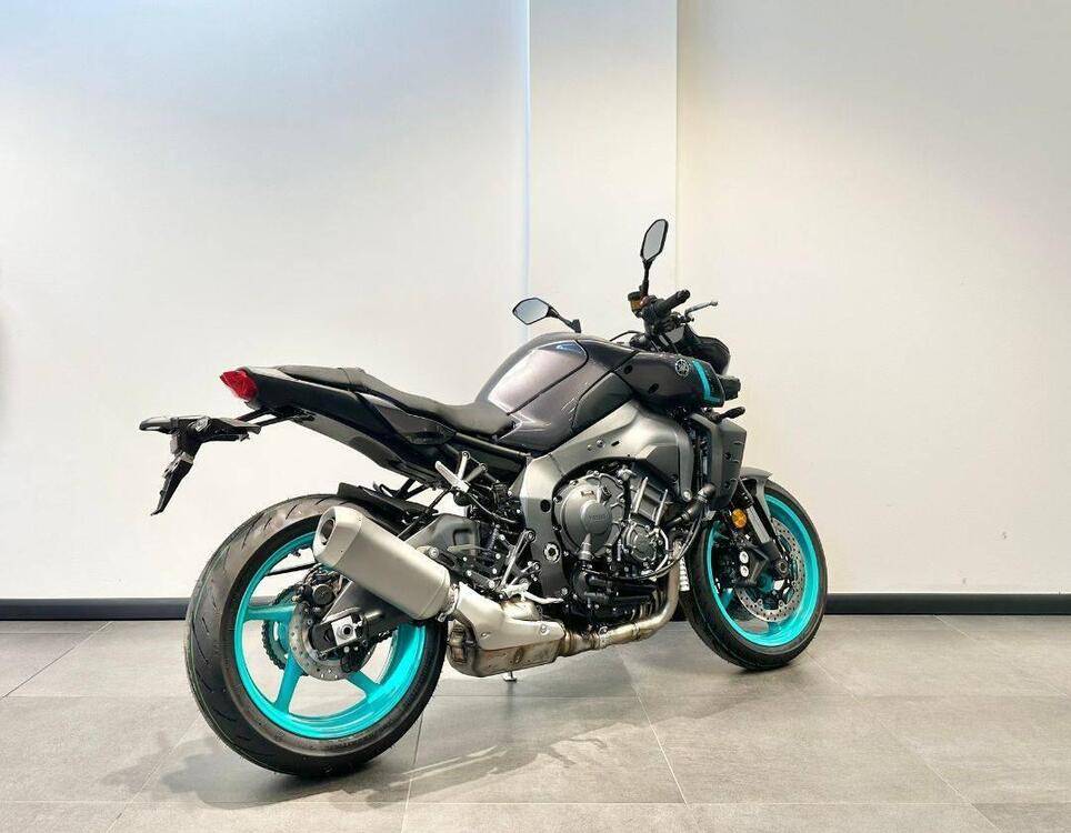 Yamaha MT-10 (2022 - 24) (2)