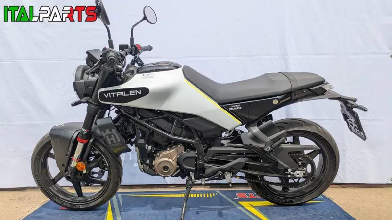 Husqvarna Vitpilen 125 (2024 - 26) (3)