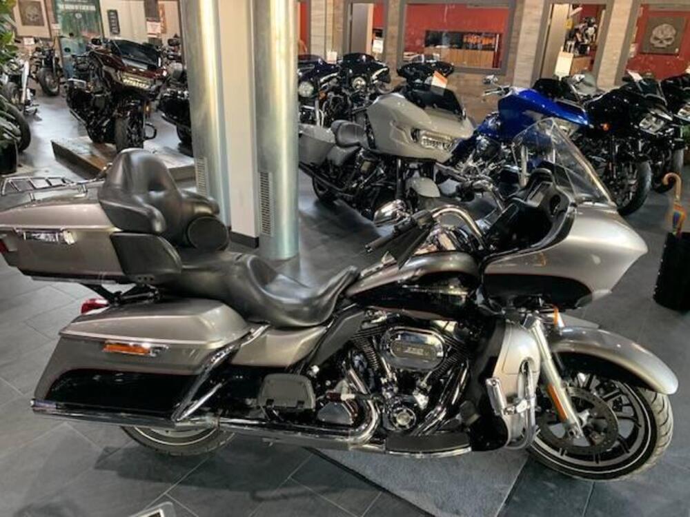 Harley-Davidson 107 Road Glide Ultra (2016) - FLRTU (2)