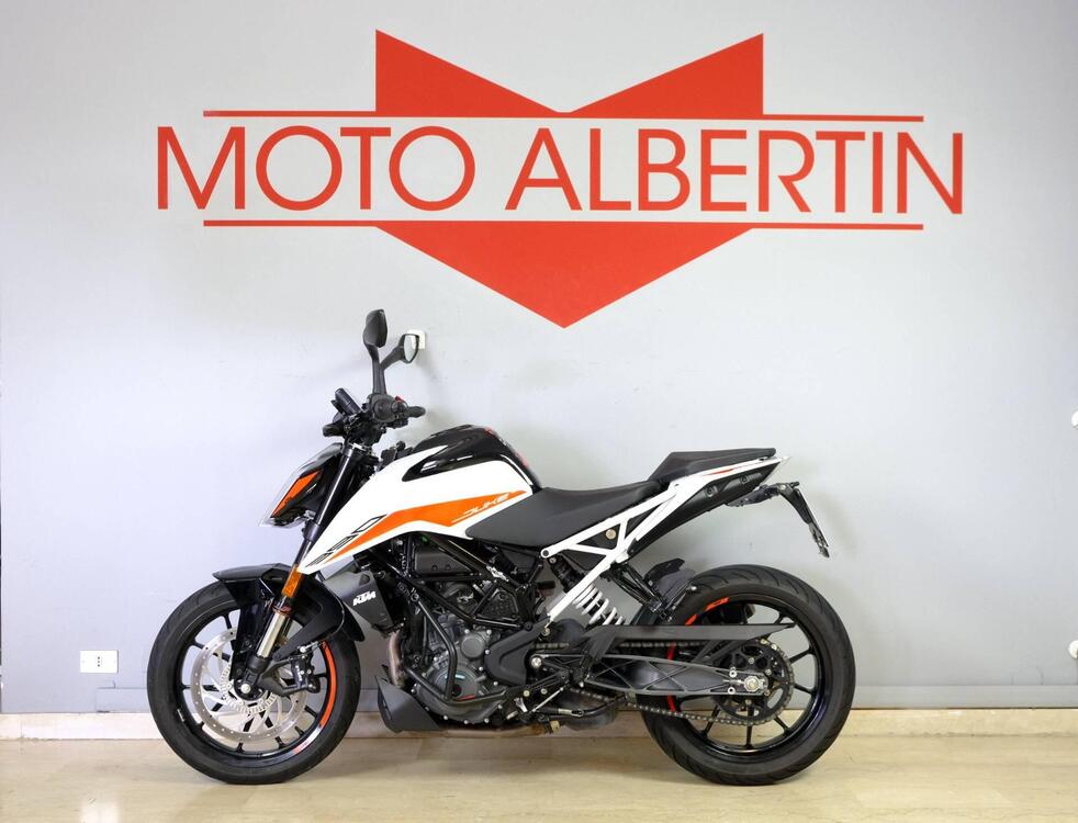 KTM 390 Duke (2021 - 23) (2)