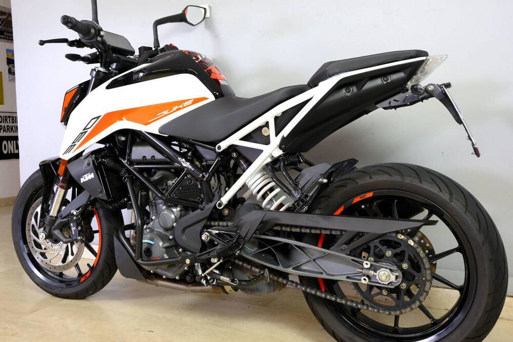 KTM 390 Duke (2021 - 23) (3)