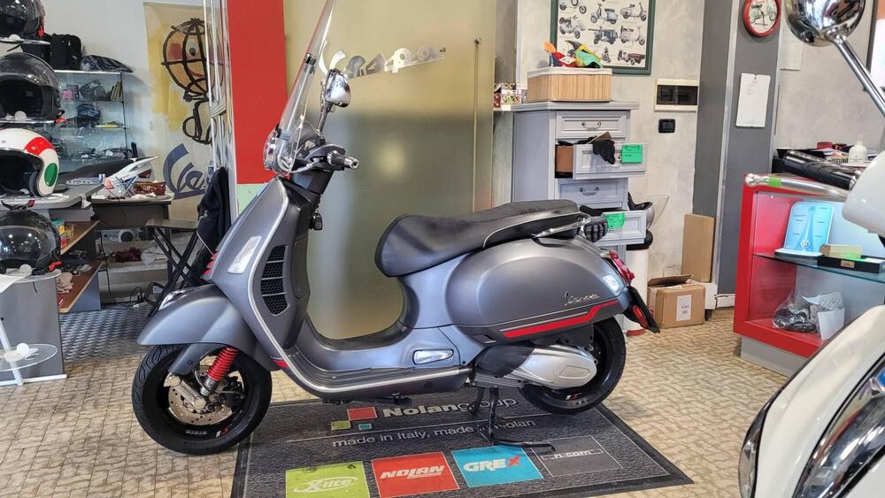 Vespa GTS 300 Super Sport Hpe (2021 - 22) (3)