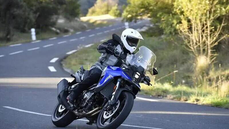 Summer of Ride Suzuki: per la V-STROM 800SE cavalletto centrale e parabrezza maggiorato in omaggio