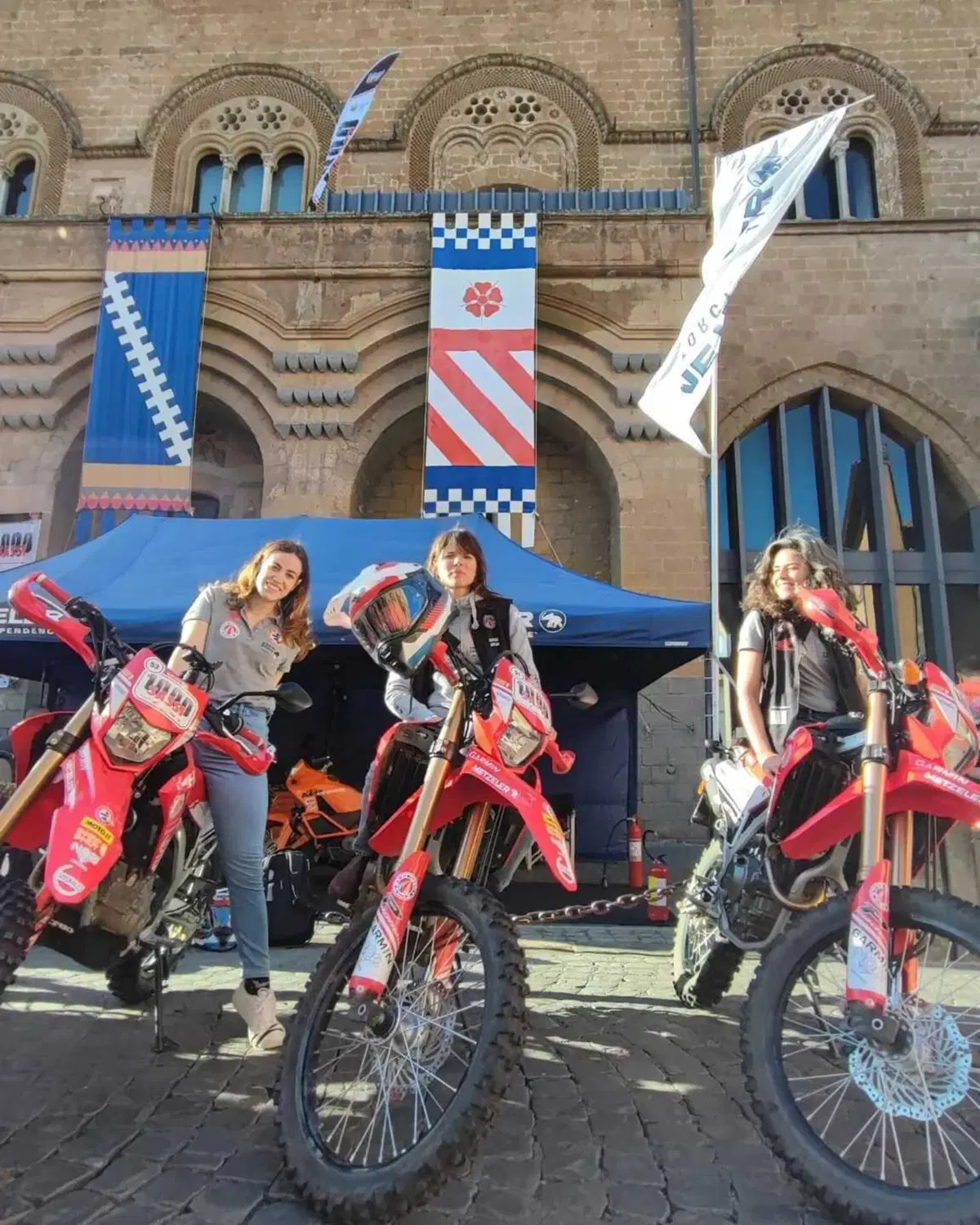 Le ragazze Dal Tacco al tassello alla 1000 Sassi (2)