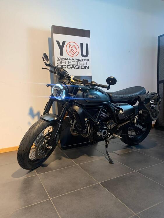 Ducati Scrambler 800 Night Shift (2021 - 22) (4)