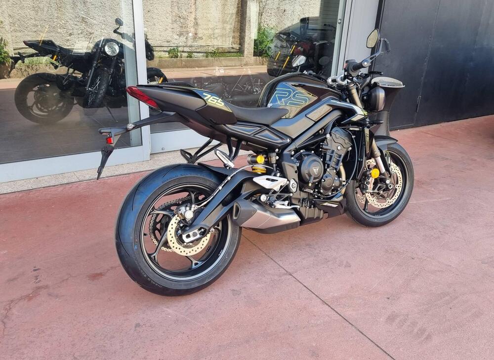 Triumph Street Triple 765 RS (2023 - 24) (4)