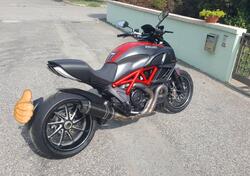 Ducati Diavel 1200 Carbon (2010 - 13) usata