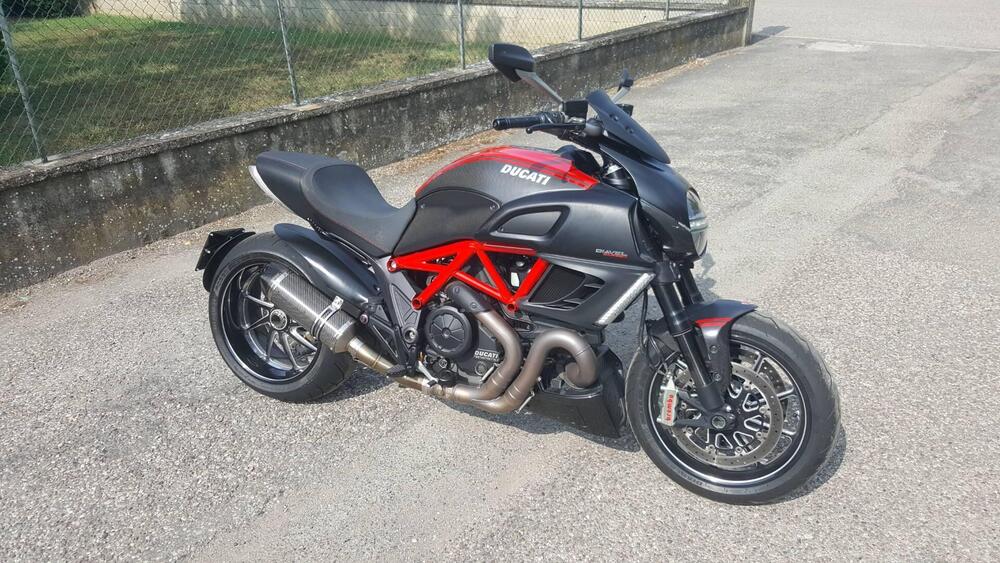 Ducati Diavel 1200 Carbon (2010 - 13) (3)