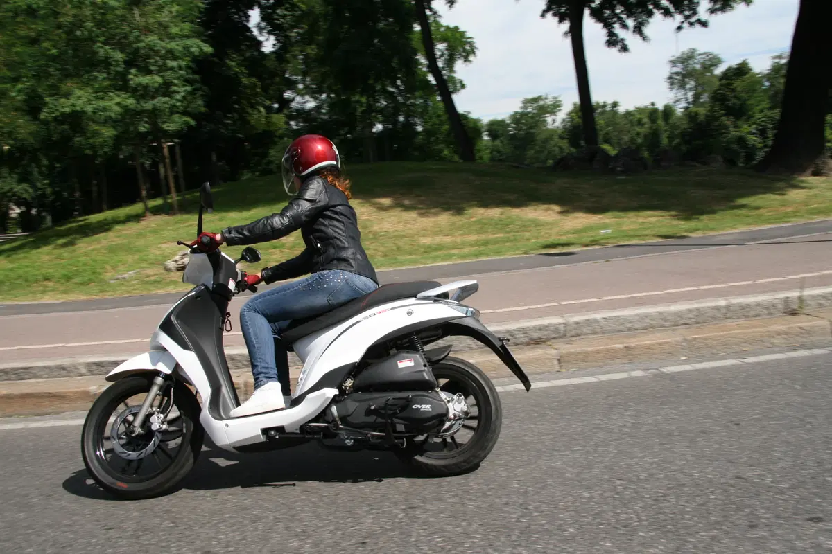 Overbikes B3 125 (2)
