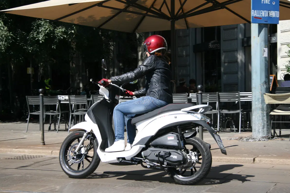 Overbikes B3 125 (15)