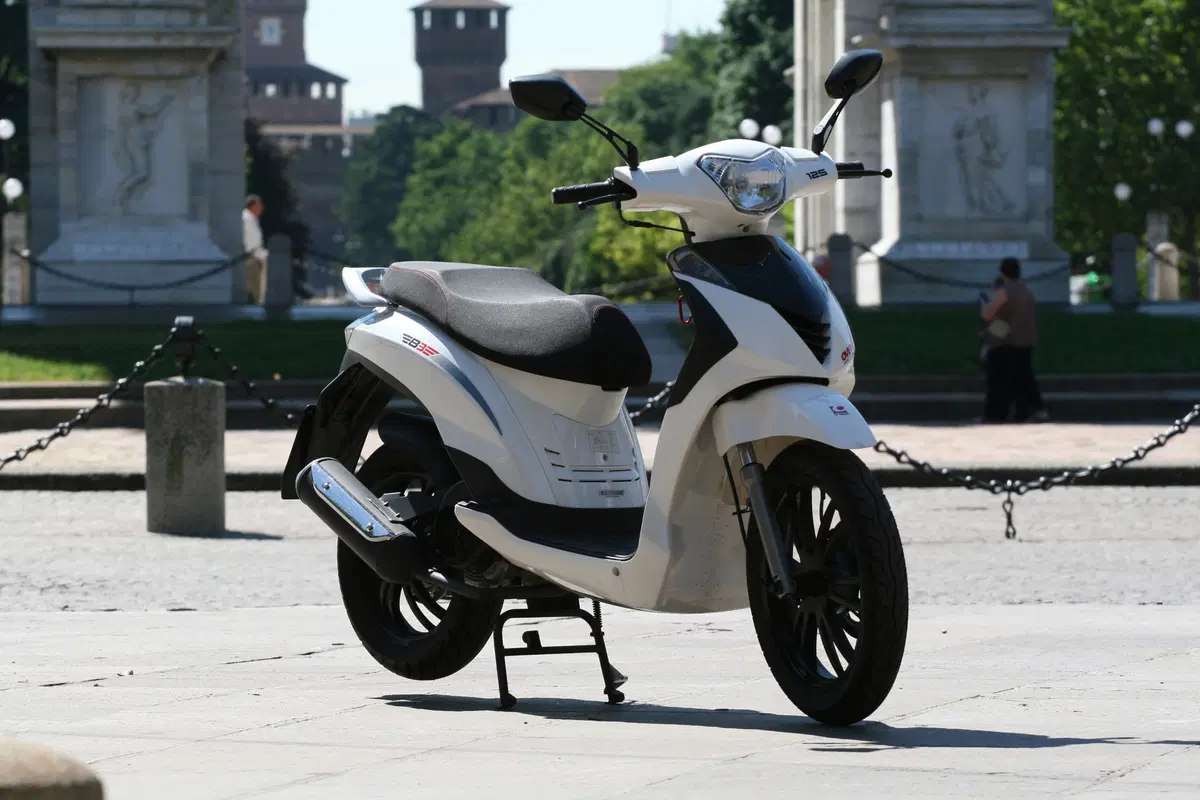 Overbikes B3 125 (26)