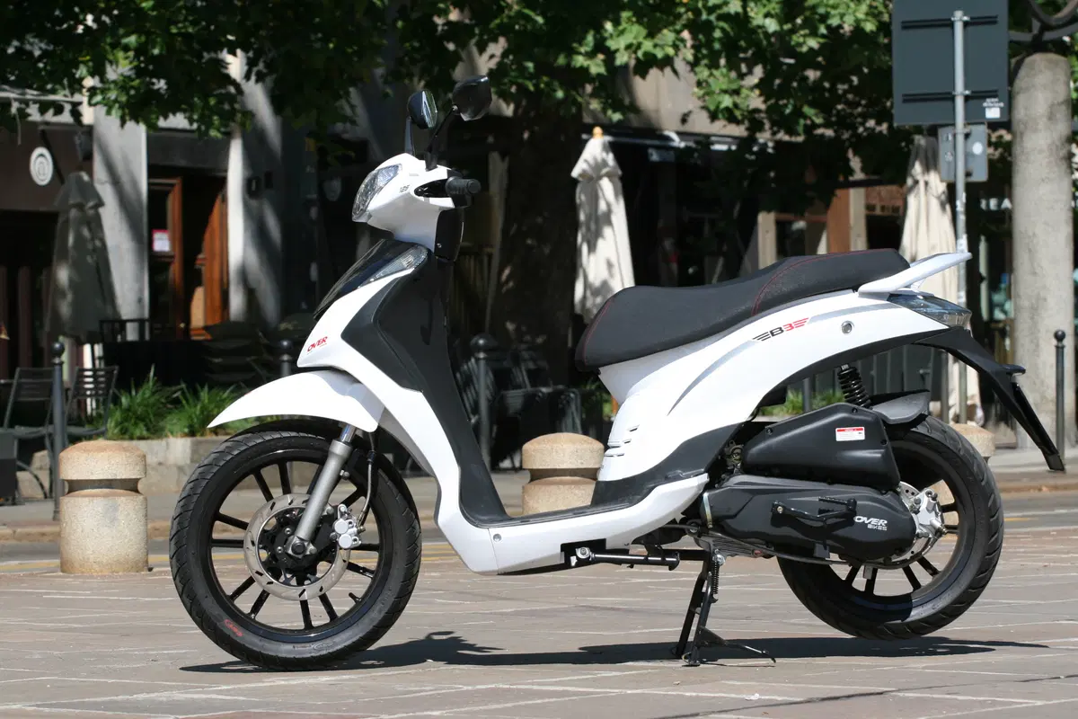 Overbikes B3 125 (29)