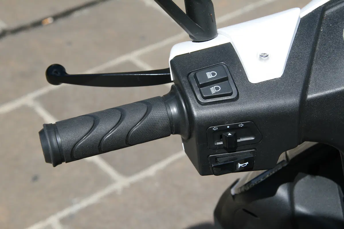 Overbikes B3 125 (33)