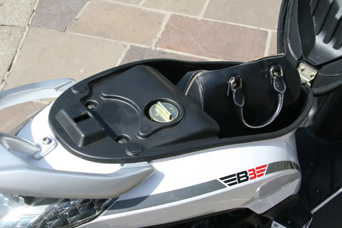 Overbikes B3 125 (37)