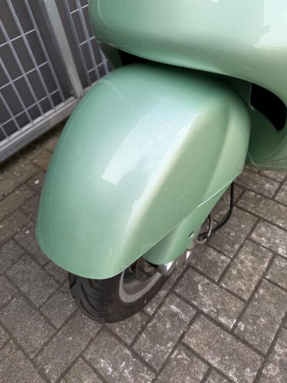 Vespa Granturismo 200 L (4)