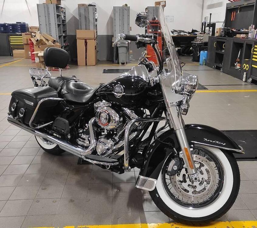 Harley-Davidson 1584 Road King Classic (2007 - 11) - FLHRCI