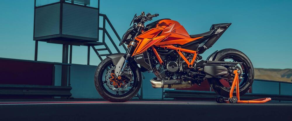 KTM 1390 Super Duke R EVO (2024)