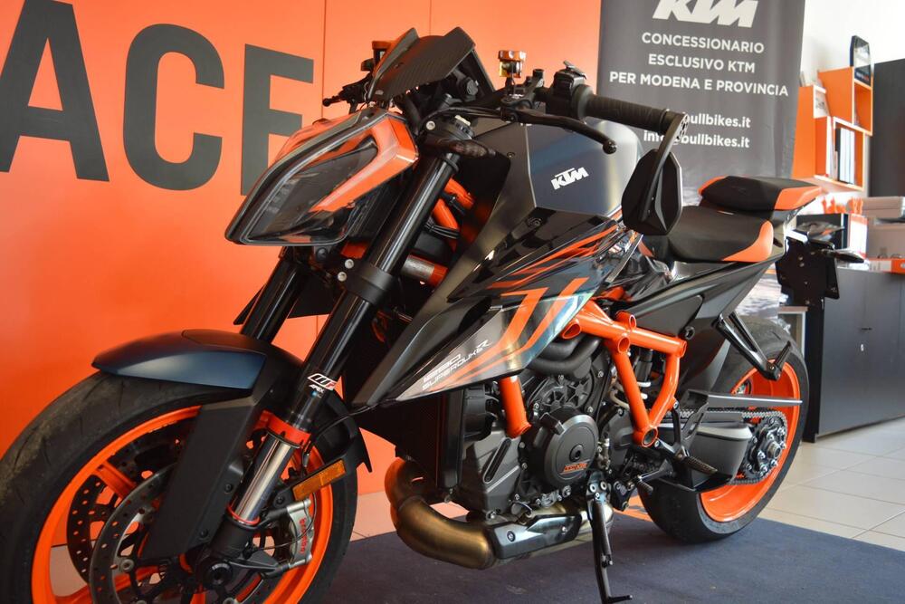 KTM 1290 Super Duke R (2022 - 23) (5)