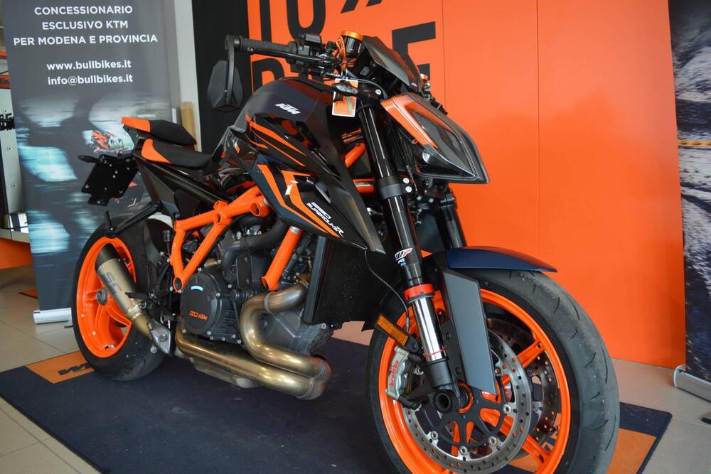 KTM 1290 Super Duke R (2022 - 23) (3)