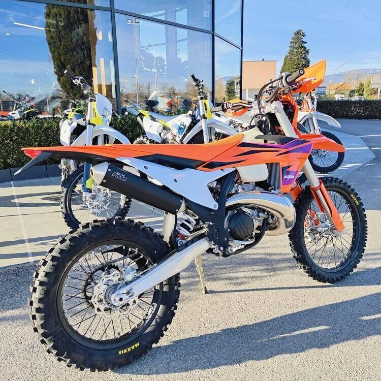 KTM EXC 250 TBI (2024) (4)