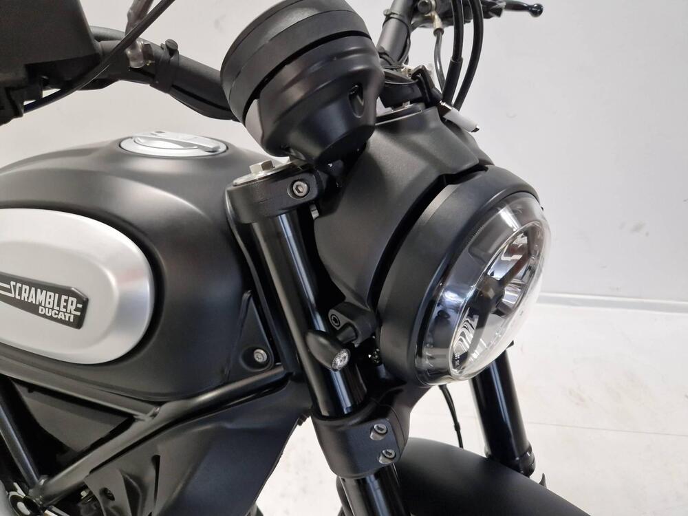 Ducati Scrambler 800 Icon Dark (2020) (5)