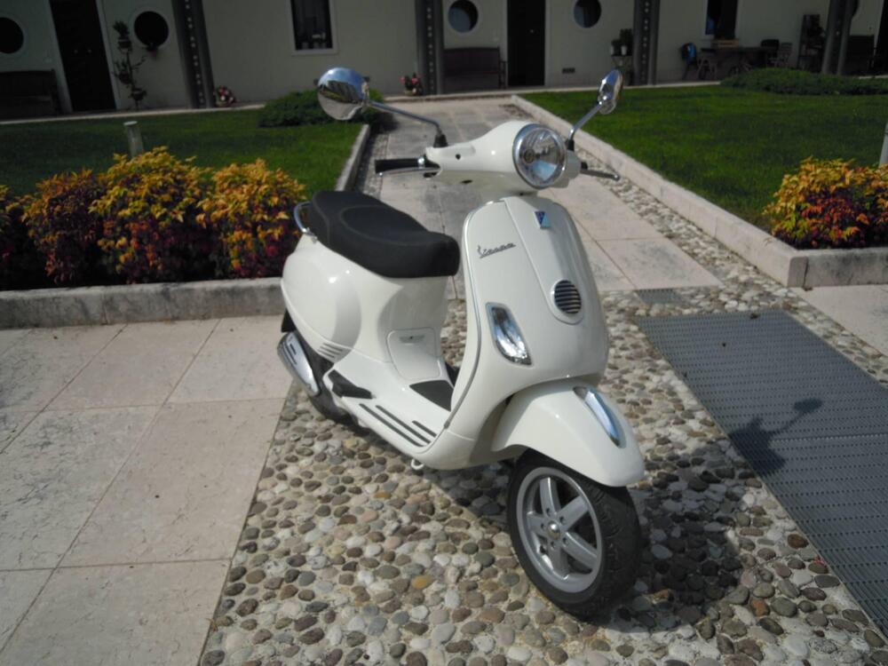 Vespa LX 125 3V (2012 - 14) (2)