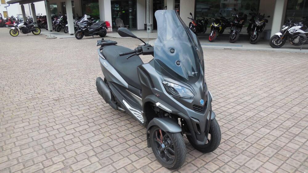 Piaggio MP3 530 ABS Hpe (2023 - 24) (2)