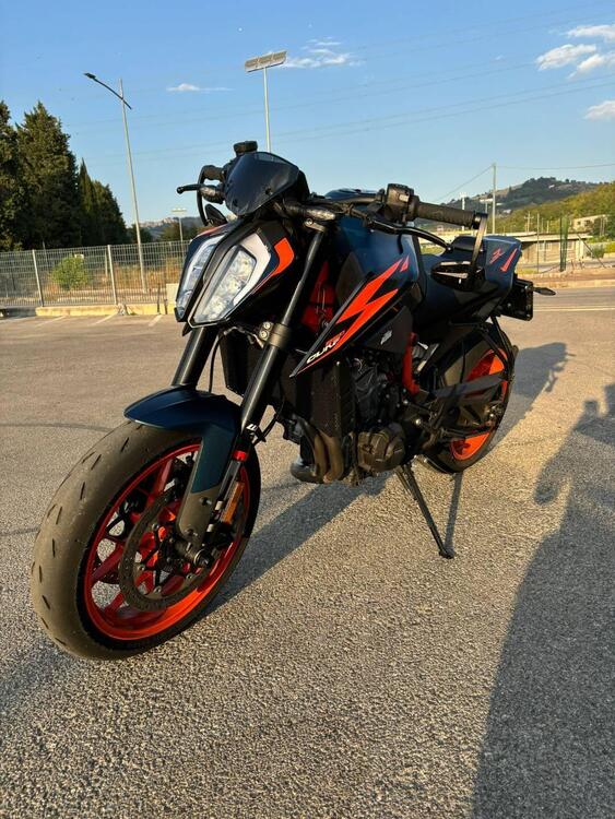 KTM 890 Duke R (2022 - 23) (4)