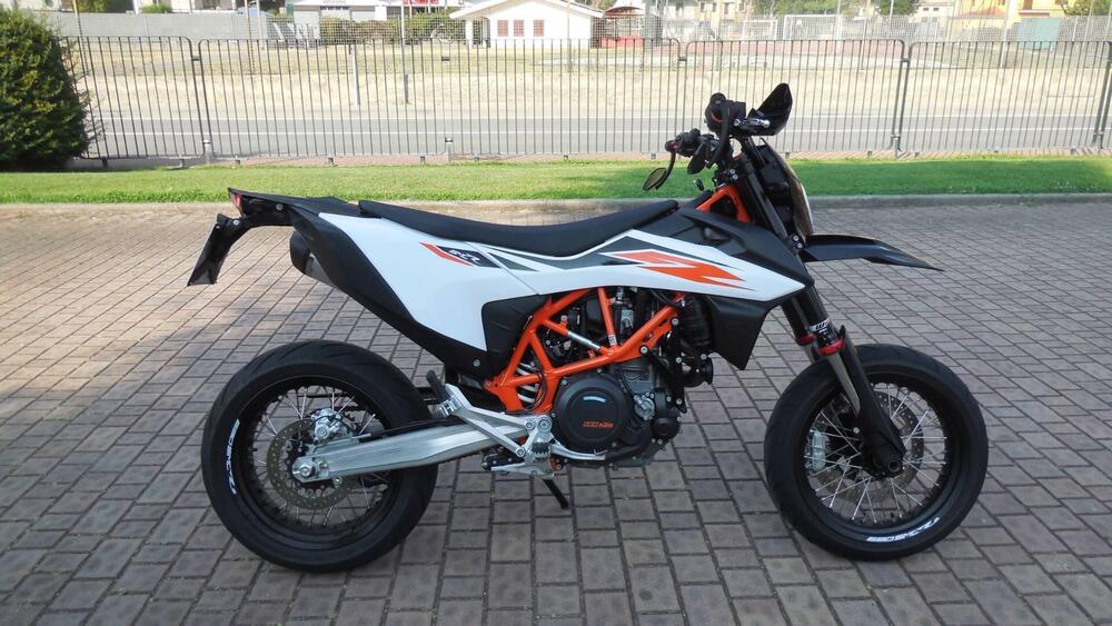 KTM 690 SMC R (2019 - 20) (4)