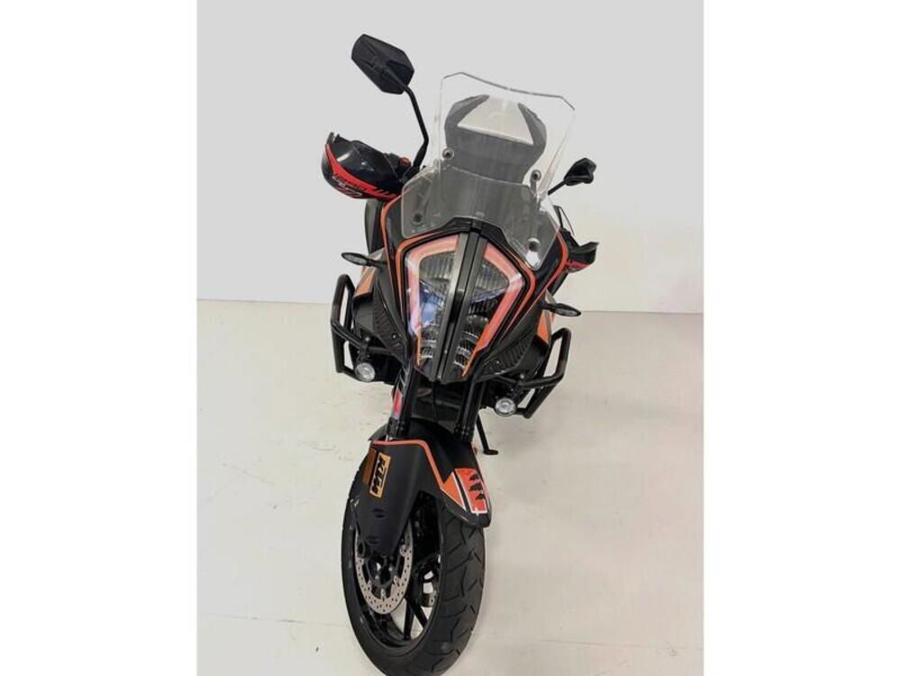 KTM 1290 Super Adventure S (2021) (3)