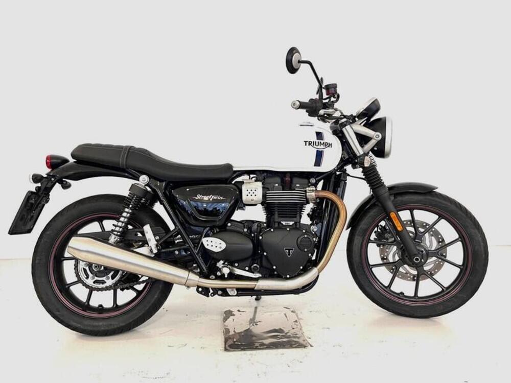 Triumph Street Twin 900 (2017 - 18)