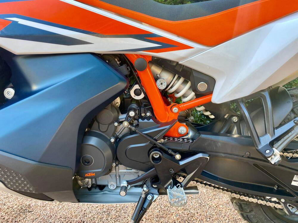 KTM 890 Adventure R (2023 - 24) (2)