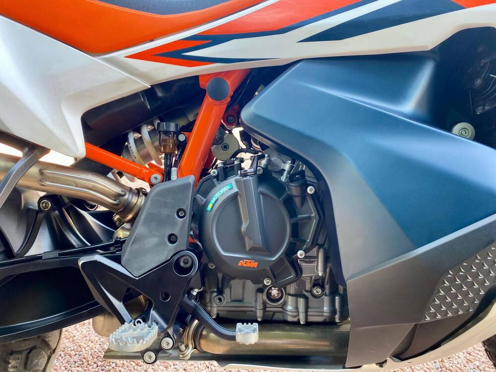 KTM 890 Adventure R (2023 - 24) (4)